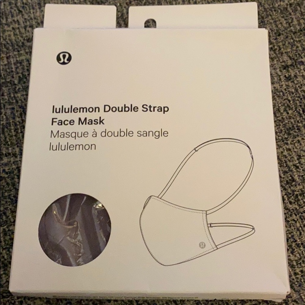 NIB Frosted Mulberry Lululemon Face Mask